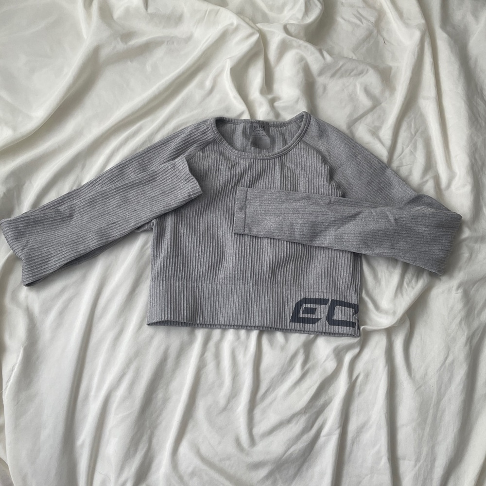 ECHT Gray Long Sleeve Tee Modern Athletic Style